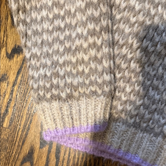 XiRENA Beige and Lavender Crew Neck Sweater - Picture 5 of 12